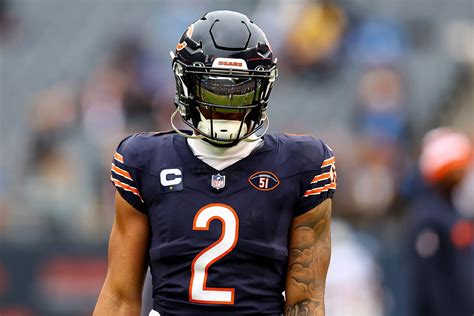 New Chicago Bears wide receiver DJ Moore, key addition from the trade of the No. 1 pick, aims to ‘elevate the offense’